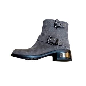 Vince Camuto ‘Vo Wydell’ Boot Gray Bootie NWOT Size 8.5/38.5